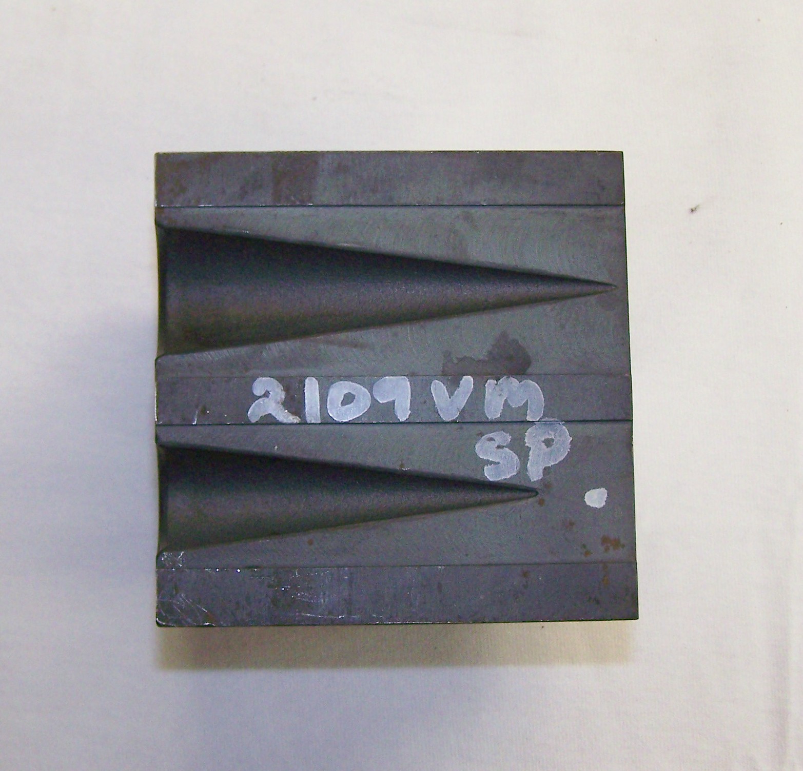 2109SVM Double Harrow Dovetail Sharp Die